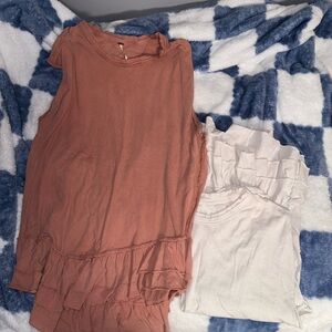 Women's Sleeveless Ruffle Tops - Rust and White